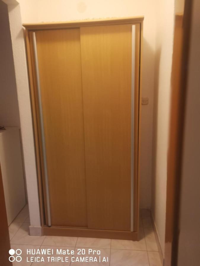 Apartmani Franceska Bol Luaran gambar